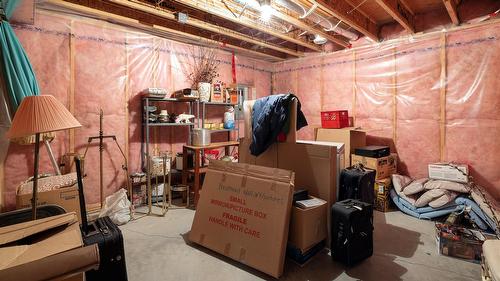 14-2300 Silver Place, Kelowna, BC - Indoor Photo Showing Basement