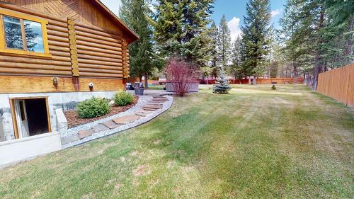 6006 Wolf Creek Road, Wasa, BC - Outdoor