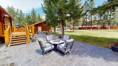 6006 Wolf Creek Road, Wasa, BC - Outdoor With Deck Patio Veranda