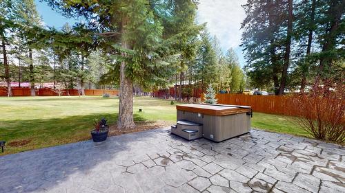 6006 Wolf Creek Road, Wasa, BC - Outdoor With Backyard