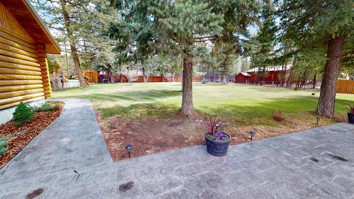 6006 Wolf Creek Road, Wasa, BC - Outdoor
