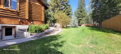 6006 Wolf Creek Road, Wasa, BC - Outdoor