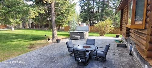 6006 Wolf Creek Road, Wasa, BC - Outdoor With Deck Patio Veranda