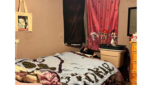 123 13Th Avenue, Cranbrook, BC - Indoor Photo Showing Bedroom