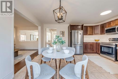 5811 Page Crescent, Burlington, ON - Indoor