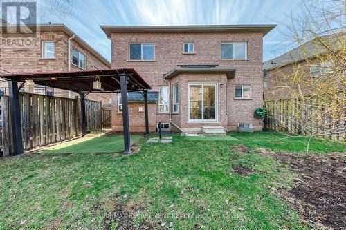 5811 Page Crescent, Burlington, ON - Outdoor