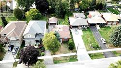 18 LAVER ROAD  Toronto, ON M9C 3K5