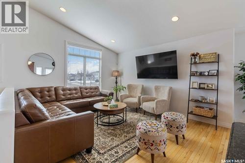 3 Briarvale Crescent, Saskatoon, SK - Indoor Photo Showing Living Room