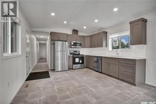 320 1524 Rayner Avenue, Saskatoon, SK 