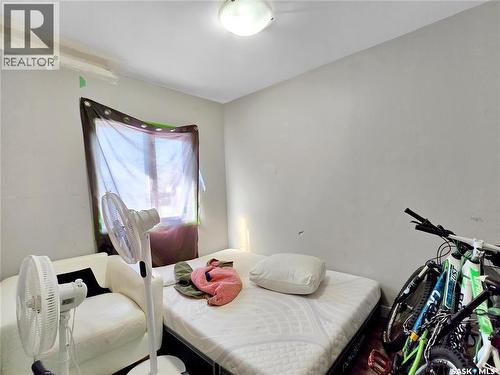 203 U Avenue S, Saskatoon, SK - Indoor Photo Showing Bedroom