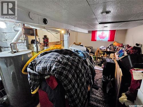 203 U Avenue S, Saskatoon, SK - Indoor