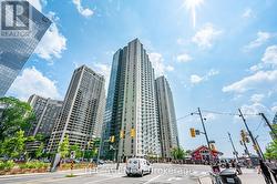 606 - 99 HARBOUR SQUARE Toronto, ON M5J 2H2