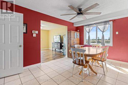 59 Dales Drive, Mapleton, ON - Indoor Photo Showing Dining Room