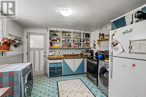 86 Pinhey Street, Ottawa, ON - Indoor Photo Showing Laundry Room