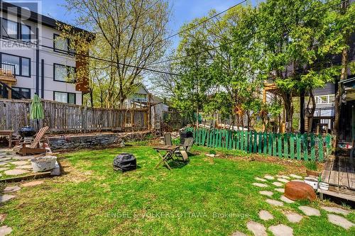 86 Pinhey Street, Ottawa, ON - Outdoor