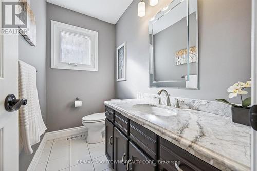 2421 Hargood Place, Mississauga, ON - Indoor Photo Showing Bathroom