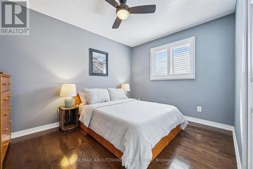 2421 Hargood Place, Mississauga, ON - Indoor Photo Showing Bedroom