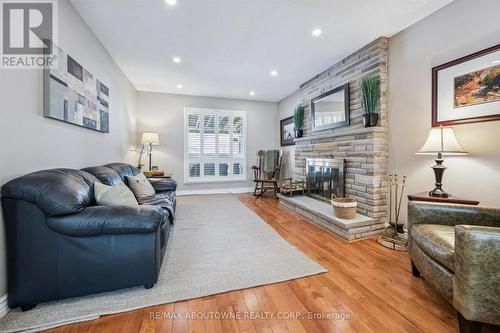 2421 Hargood Place, Mississauga, ON - Indoor Photo Showing Living Room With Fireplace