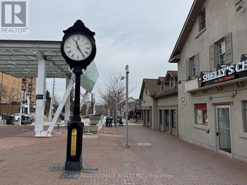 213 Queen Street S, Mississauga, ON 