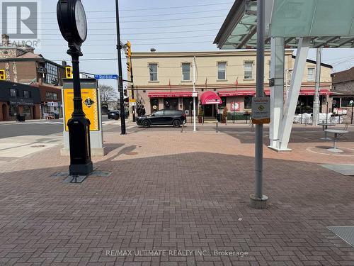 213 Queen Street S, Mississauga, ON 