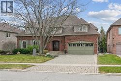 1494 THE LINKS Drive Oakville, ON L6M 2P2