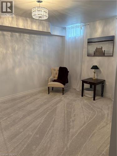 72 Pond View Gate, Waterdown, ON - Indoor Photo Showing Other Room