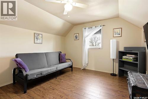 800 Pheasant Street, Grenfell, SK - Indoor