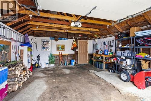 800 Pheasant Street, Grenfell, SK - Indoor Photo Showing Garage