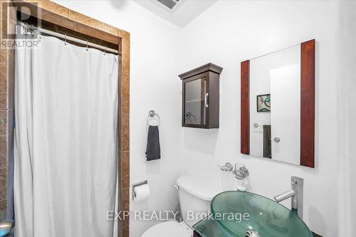 17 - 1415 Fieldlight Boulevard, Pickering, ON - Indoor Photo Showing Bathroom