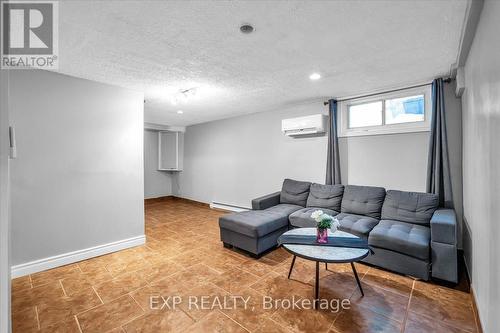 17 - 1415 Fieldlight Boulevard, Pickering, ON - Indoor