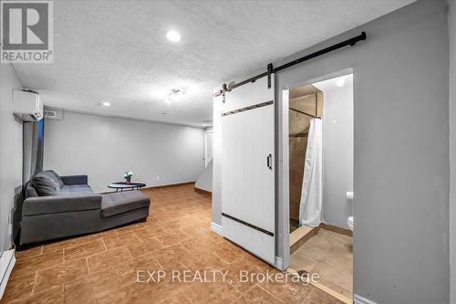 17 - 1415 Fieldlight Boulevard, Pickering, ON - Indoor