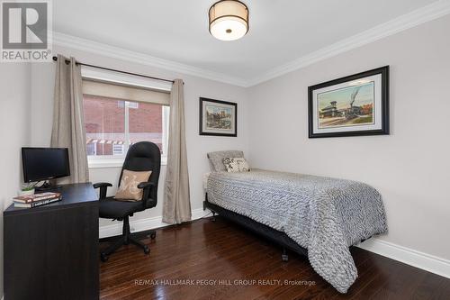10 Duckworth Street, Barrie, ON - Indoor