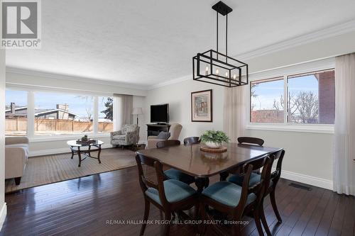 10 Duckworth Street, Barrie, ON - Indoor Photo Showing Dining Room
