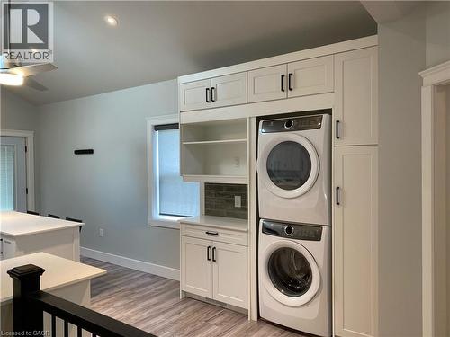432 Bay Street N, Hamilton, ON - Indoor Photo Showing Laundry Room