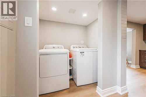 24 Rowanwood Street, Hamilton, ON - Indoor Photo Showing Laundry Room