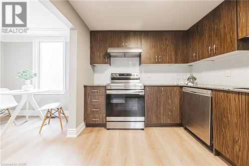 24 Rowanwood Street, Hamilton, ON - Indoor Photo Showing Kitchen