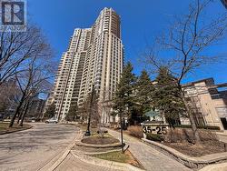 2706 - 35 KINGSBRIDGE GARDEN CIRCLE  Mississauga, ON L5R 3Z3