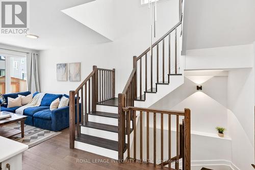 112 Jardiniere Street, Ottawa, ON - Indoor Photo Showing Other Room
