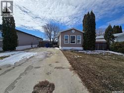 145 Laing CRESCENT Weyburn, SK S4H 2R8