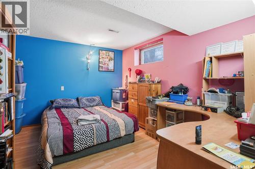 302 Bentham Crescent, Saskatoon, SK 