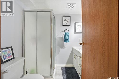 302 Bentham Crescent, Saskatoon, SK 