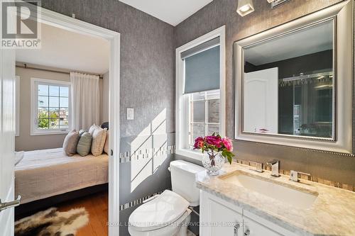 641 Symons Cross, Milton, ON - Indoor Photo Showing Bathroom