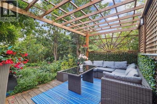 641 Symons Cross, Milton, ON - Outdoor With Exterior