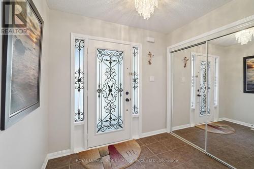 641 Symons Cross, Milton, ON - Indoor Photo Showing Other Room