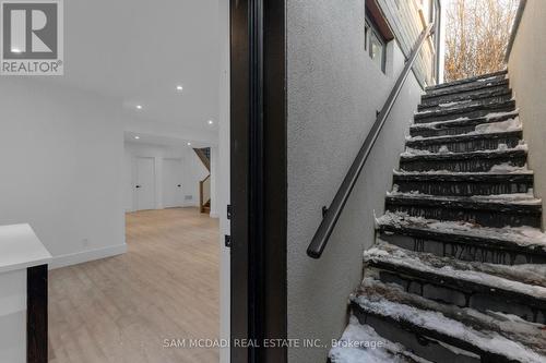 1050 Edgeleigh Avenue, Mississauga, ON - Indoor Photo Showing Other Room