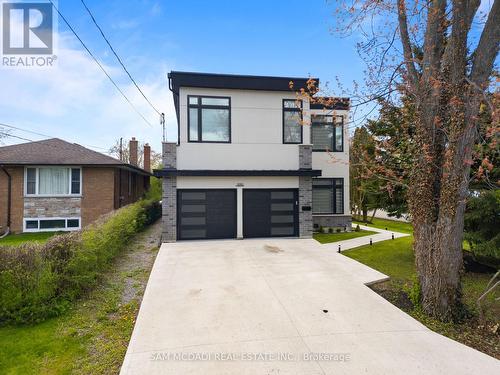 1050 Edgeleigh Avenue, Mississauga, ON - Outdoor
