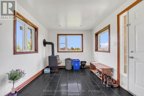 617 Eighth Road E, Hamilton, ON - Indoor Photo Showing Other Room