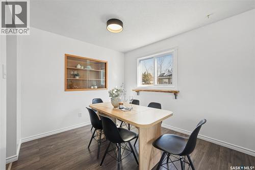 3122 Mountbatten Street, Saskatoon, SK - Indoor Photo Showing Dining Room