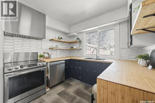 3122 Mountbatten Street, Saskatoon, SK - Indoor Photo Showing Other Room