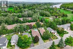 QUIET AREA - NEAR PETERBOROUGH GOLF & COUNTRY CLUB - 